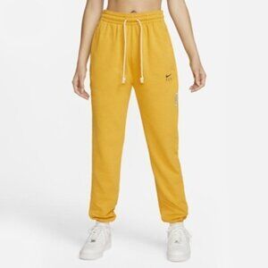 NIKE Dry-Fit Swoosh Fly Standard Issue Basketball Sweat Pants in Yellow (XL)